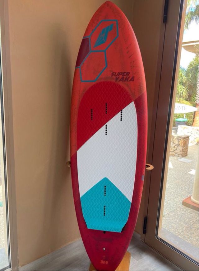 Super Yaka 96 wingfoil board