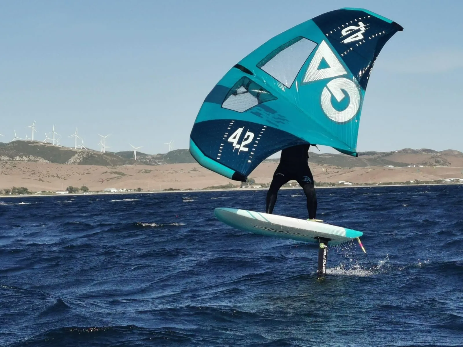 Pack Completo: Curso en grupo de Iniciación al Wingfoil
